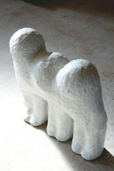 Trois amies, 53×20×60cm, grès  émaillé